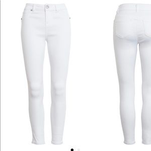 1822 Denim Ankle White Skinny Jeans